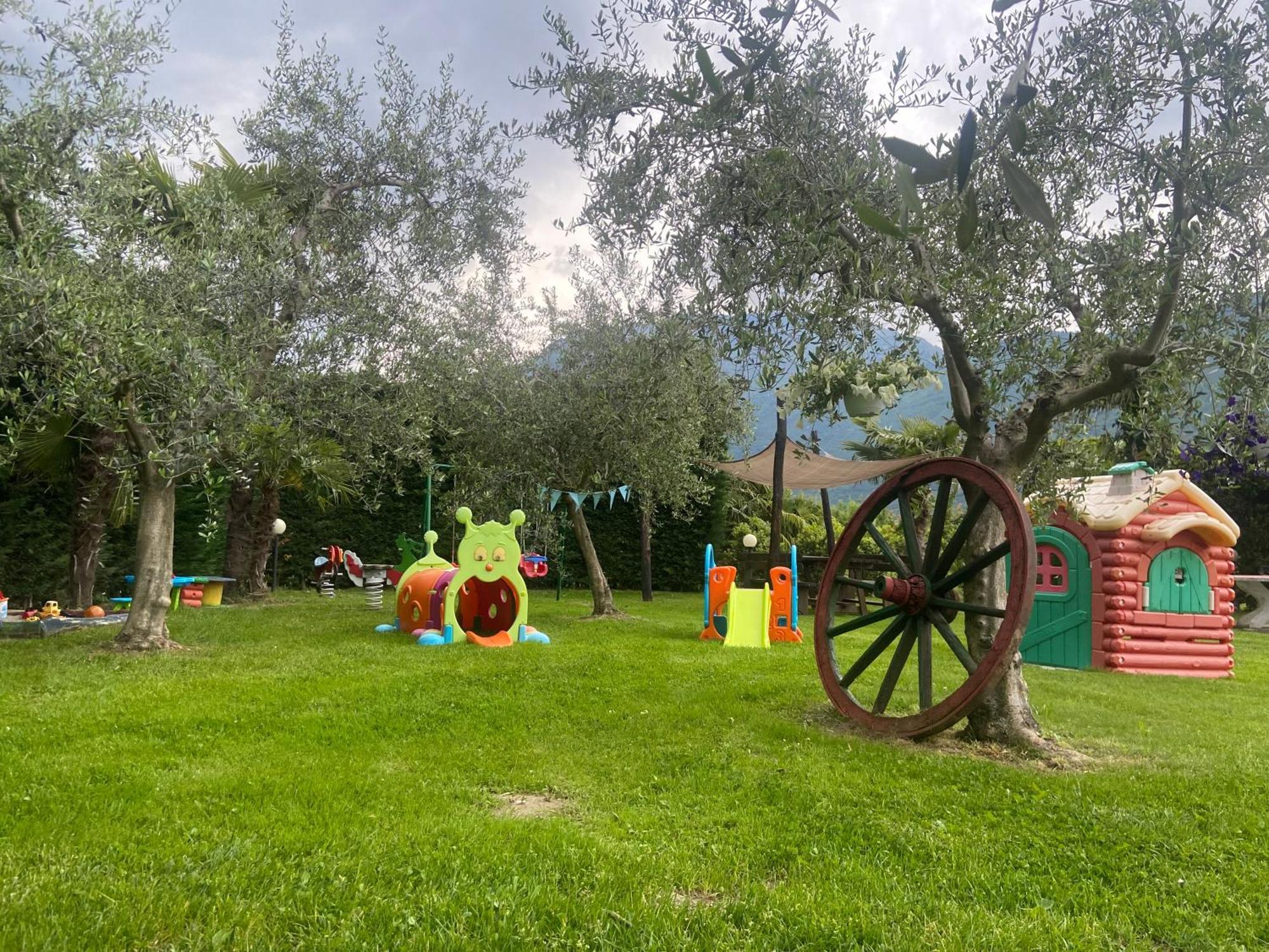 Gasthaus Agritur Girasole Arco Exterior foto